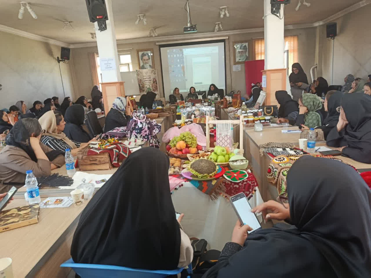 برپایی نخستین دوره آموزش کسب‌وکار آنلاین برای بانوان روستایی و عشایری آذربایجان‌غربی